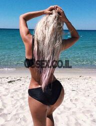 משכיל, יש לו חיוך סקסי